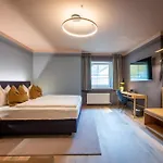 Hotell Zum Mohren 4*