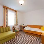 Hotell Zum Mohren 4*