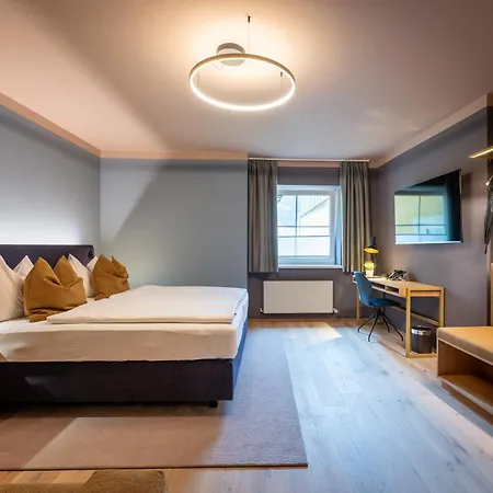 Hotell Zum Mohren 4*