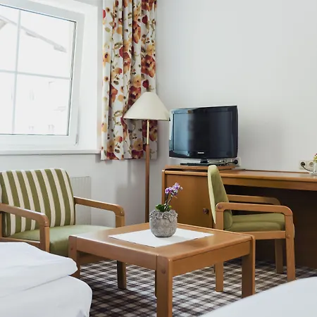 Zum Mohren Hotell 4*