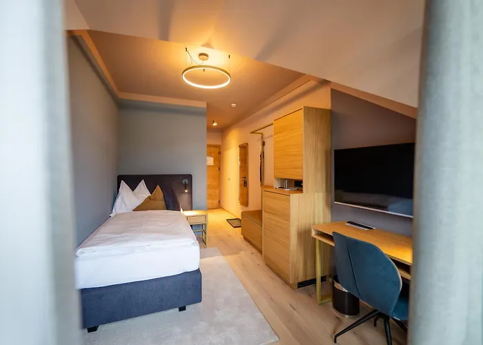 Zum Mohren Hotell 4*