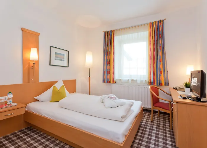 Zum Mohren Hotell 4*